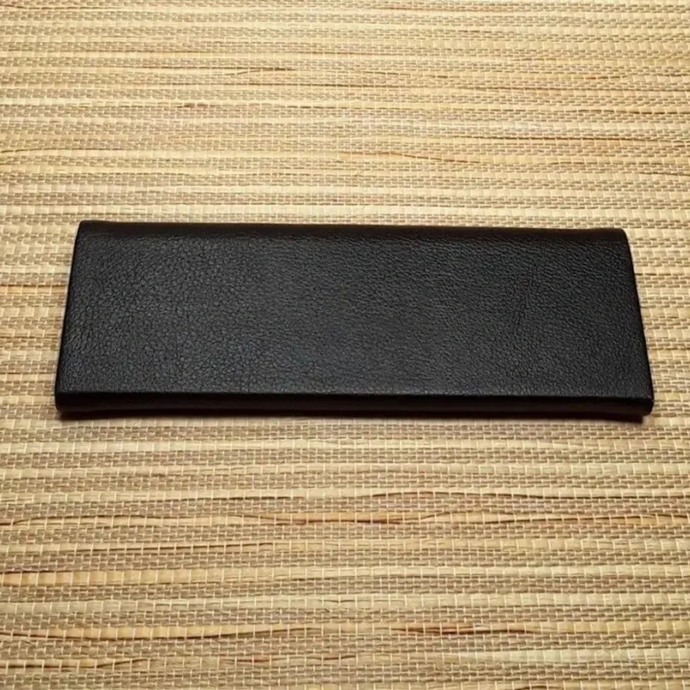 🌹Via Spiga • Black UNISEX GLASSES TRIFOLD GENUINE LEATHER Case •